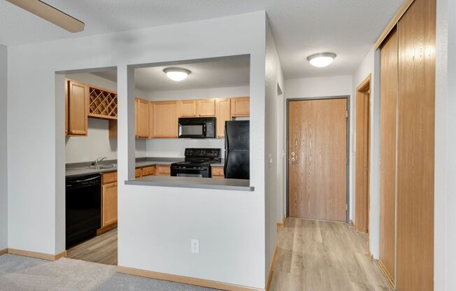 1 bed, 1 bath, 742 sqft, $1,465, Unit 3900210-R
