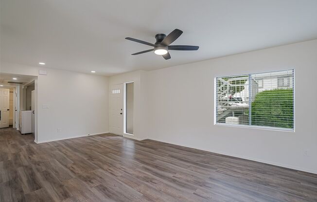 Price Reduction! 2 bedroom, 2 bath condo near the airport