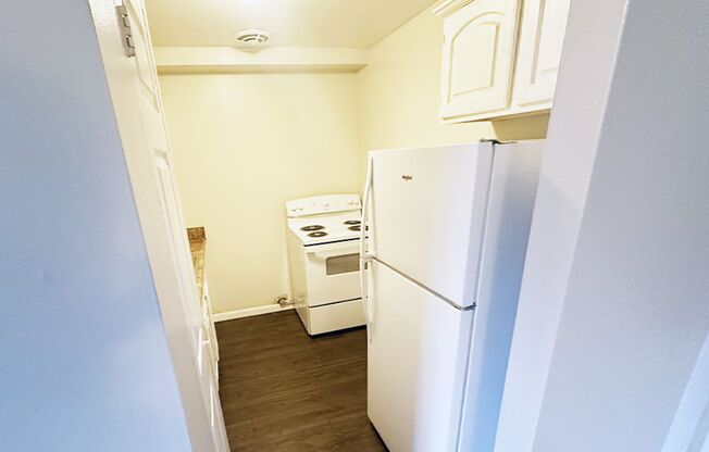 1 bed, 1 bath, 560 sqft, $825, Unit 725-02