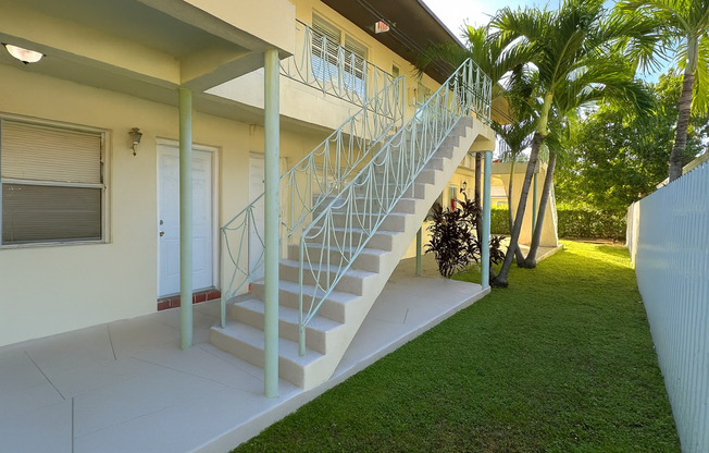 3010 West Flagler ST