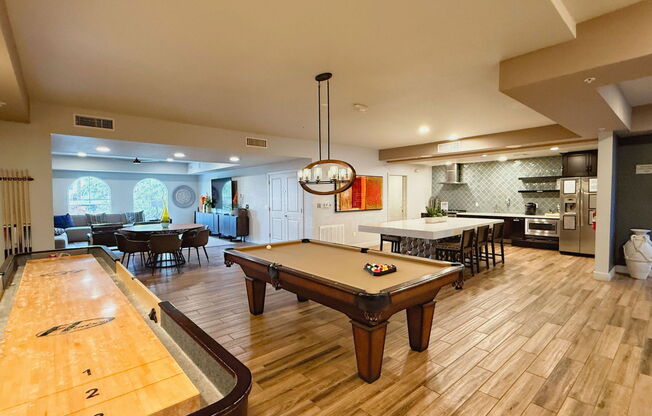 2 beds, 2 baths, 1,191 sqft, $1,995, Unit 320