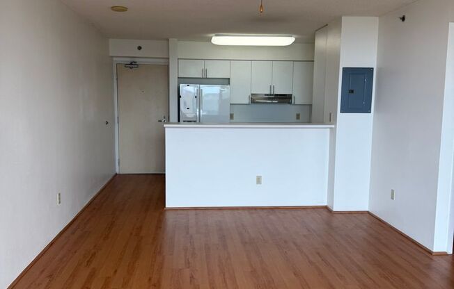 AC in Every Room. TWO Parking Stalls.