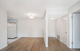 Newly renovated very bright 2 bed condo...