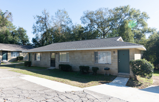 1207 N MARTIN LUTHER KING JUNIOR BLVD