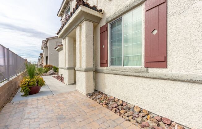 Town home with a strip View