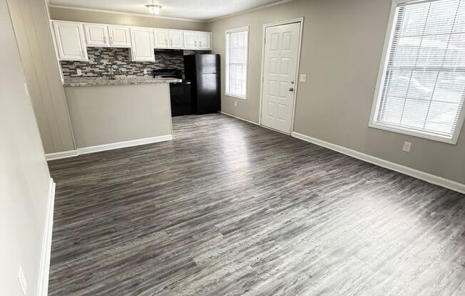 2 beds, 1 bath, 800 sqft, $1,025, Unit 498-B