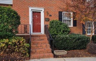 2 Bed, 1.5 Bath Townhome in Greenville is Available