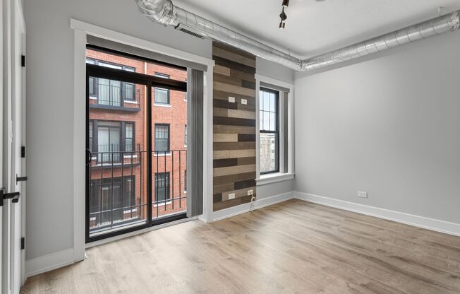 Studio, 1 bath, 345 sqft, $1,600, Unit 412