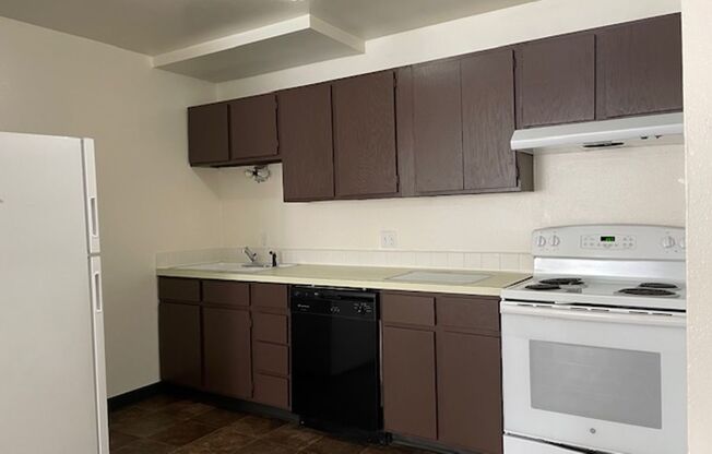 1 bed, 1 bath, 528 sqft, $800, Unit 4612 Apt C3