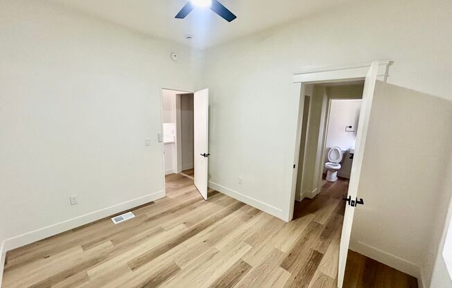 Beautiful Newly Remodeled HUGE 3 bedroom