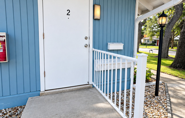 1 bed, 1 bath, $1,250, Unit Apt 2