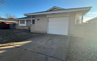 3 beds, 1 bath, $1,095