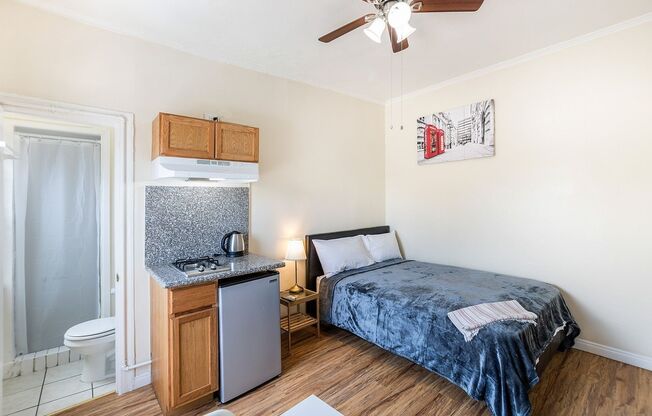 Studio, 1 bath, 156 sqft, $1,145.83, Unit 304