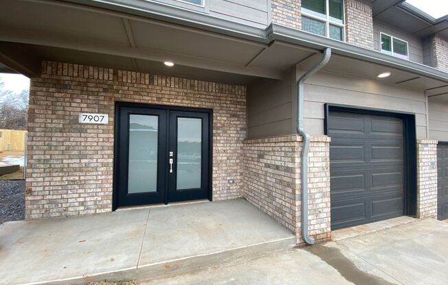 7907 NW 135th Terrace