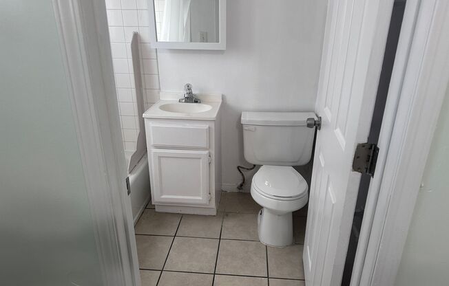 Studio, 1 bath, 175 sqft, $1,095.42, Unit 10