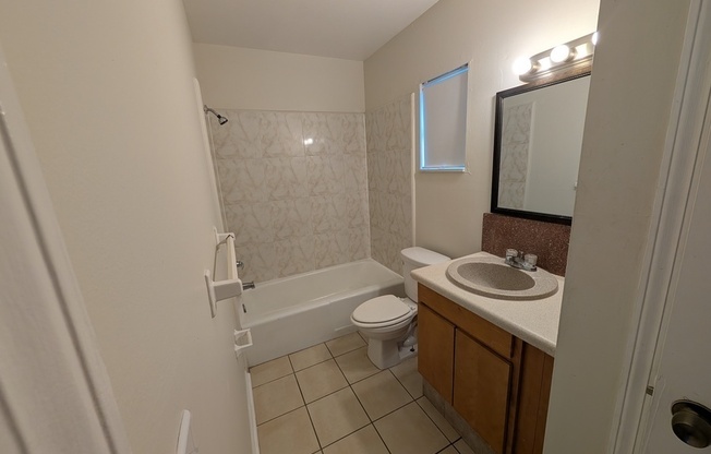 124 S MONTCLAIR AVE