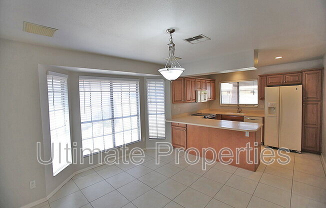 6308 W DESERT CV AVE