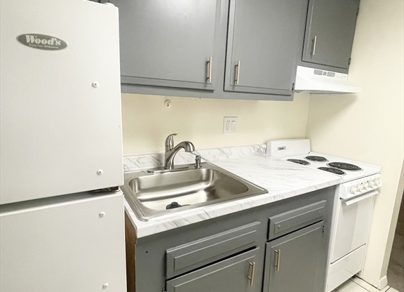 1 bed, 1 bath, 475 sqft, $2,350, Unit 1