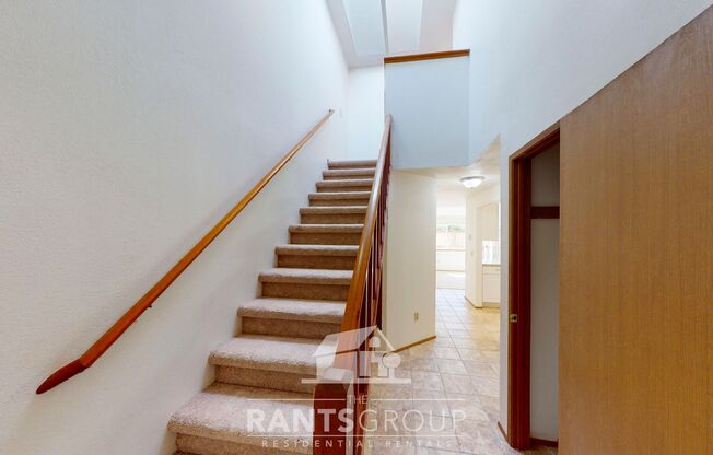 2 beds, 1.5 baths, $1,800, Unit #H-4