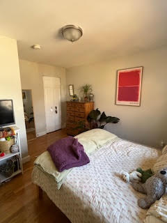 2 beds, 1 bath, $3,050, Unit 7