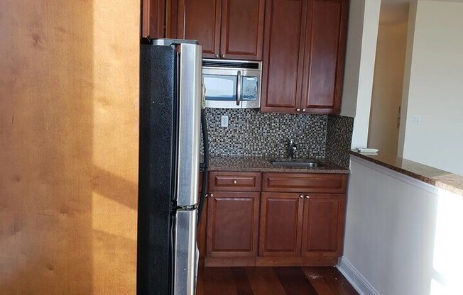 301 BRIGHTWATER CT
