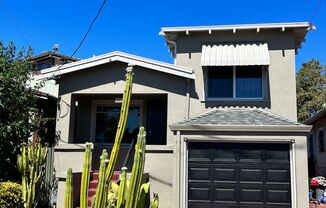 Stunning 2 bedroom house, move-in ready!