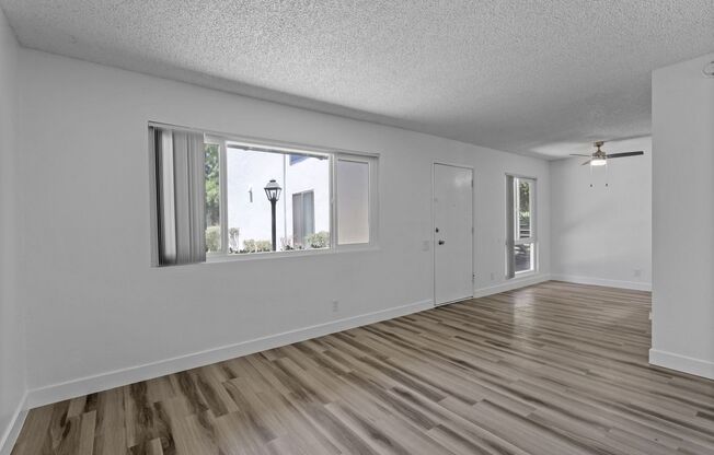 2 beds, 1 bath, 880 sqft, $1,750, Unit 110
