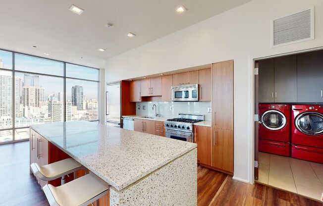 2 beds, 3 baths, 1,660 sqft, $6,000, Unit 1616