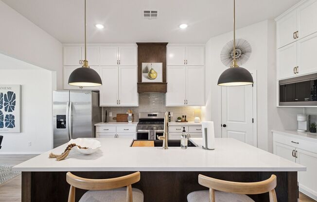 Modern Comfort Meets Turn-Key Living in Owasso’s Newest Build