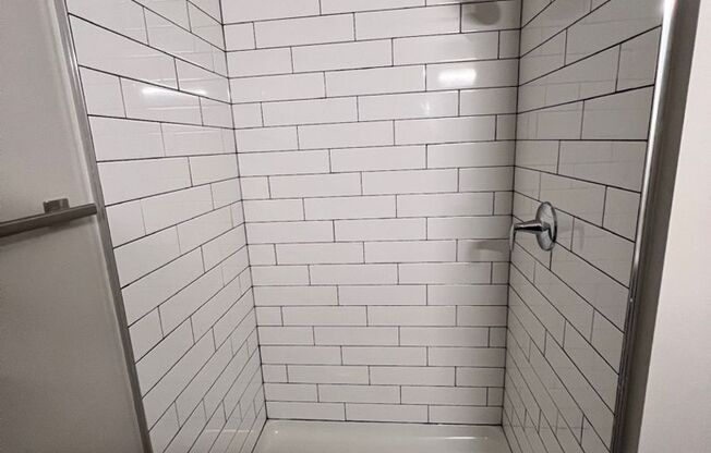 Studio, 1 bath, 403 sqft, $1,375, Unit 6-G (ADA)