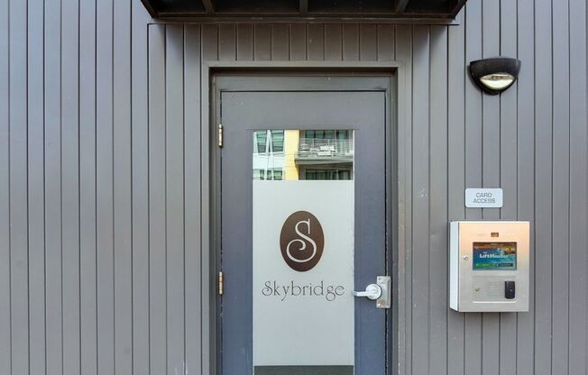1 bed, 1 bath, $1,400, Unit # 407