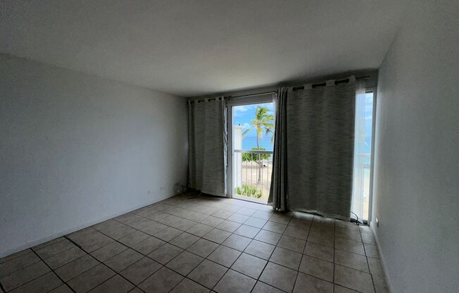 1 bed, 1 bath, $1,600, Unit A443