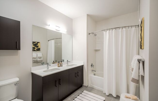 2 beds, 2 baths, 1,045 sqft, $3,050, Unit 3106