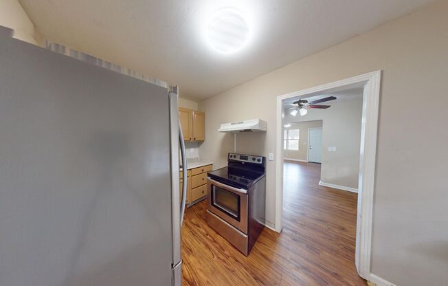 2 beds, 1 bath, $1,200