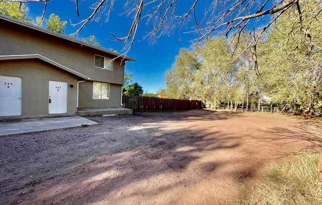 Affordable Pet-Friendly Three Bedroom Duplex in Hildale with HUGE yard.