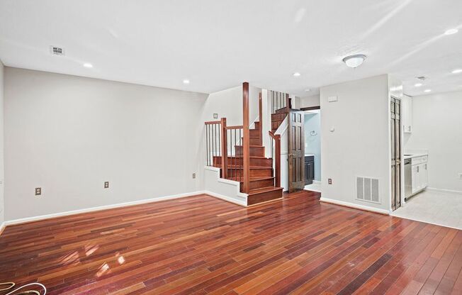1111 HARVARD ST NW