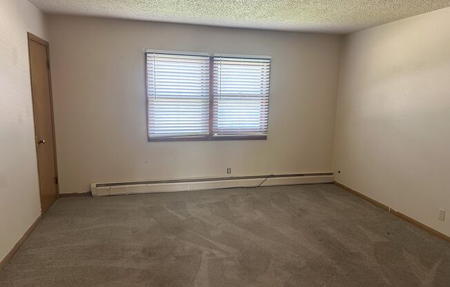 W144S7909-W144S7911-W144S7913 Durham Dr