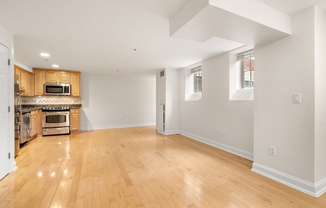 2 beds, 2 baths, 1,115 sqft, $3,900, Unit B309