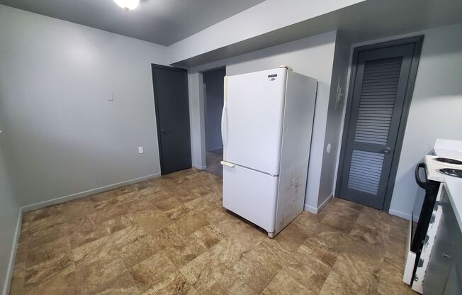 Corsica Cottonwood Apartments