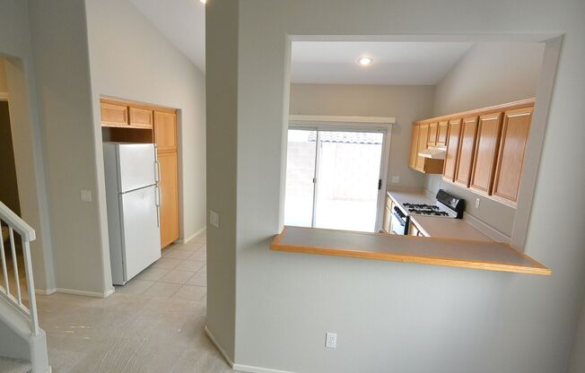 2 MASTER SUITES - 1 DOWN & 1 UP W/LOFT IN NORTHWEST