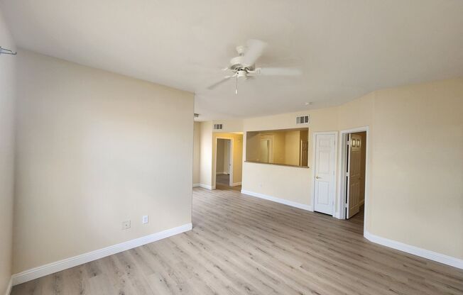 2 beds, 2 baths, $1,400, Unit Unit #1009