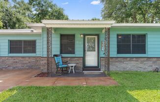 3 beds, 1 bath, $2,000