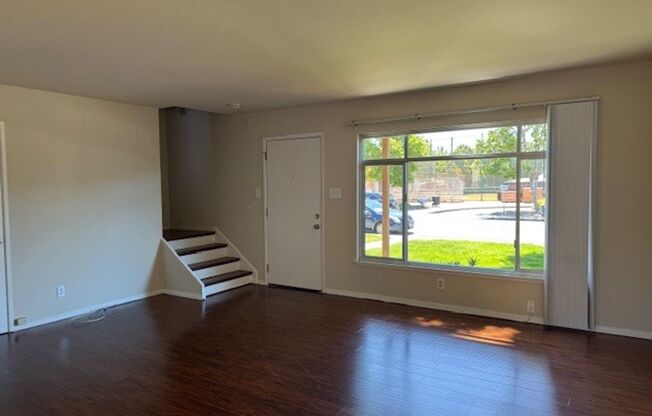 Located in Marina Gardens, great location!! Pet Friendly!!!!