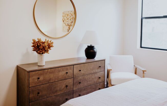 1 bed, 1 bath, 789 sqft, $1,810, Unit E201