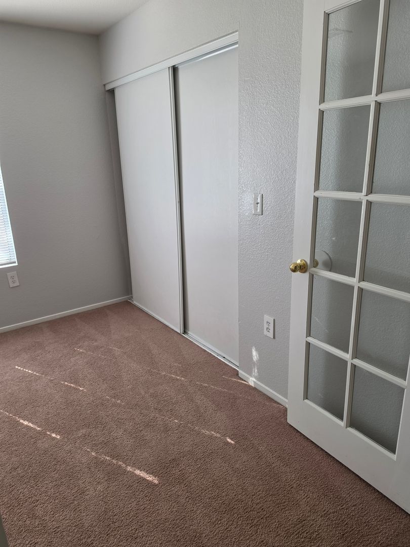 3 Bedroom Townhome FOR RENT