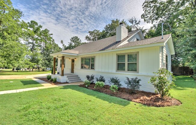 Now Available! Updated and Close to Campus!