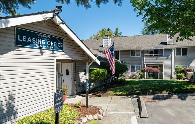 1 bed, 1 bath, 657 sqft, $1,649, Unit C206