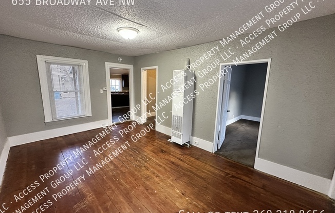 655 BROADWAY AVE NW