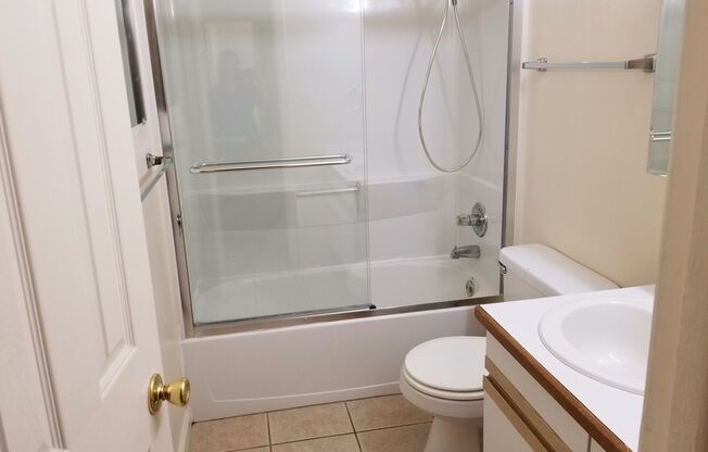2 beds, 1 bath, 875 sqft, $1,895, Unit 304