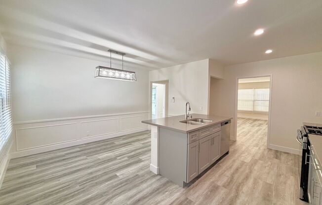 2 beds, 1 bath, $3,499, Unit 441